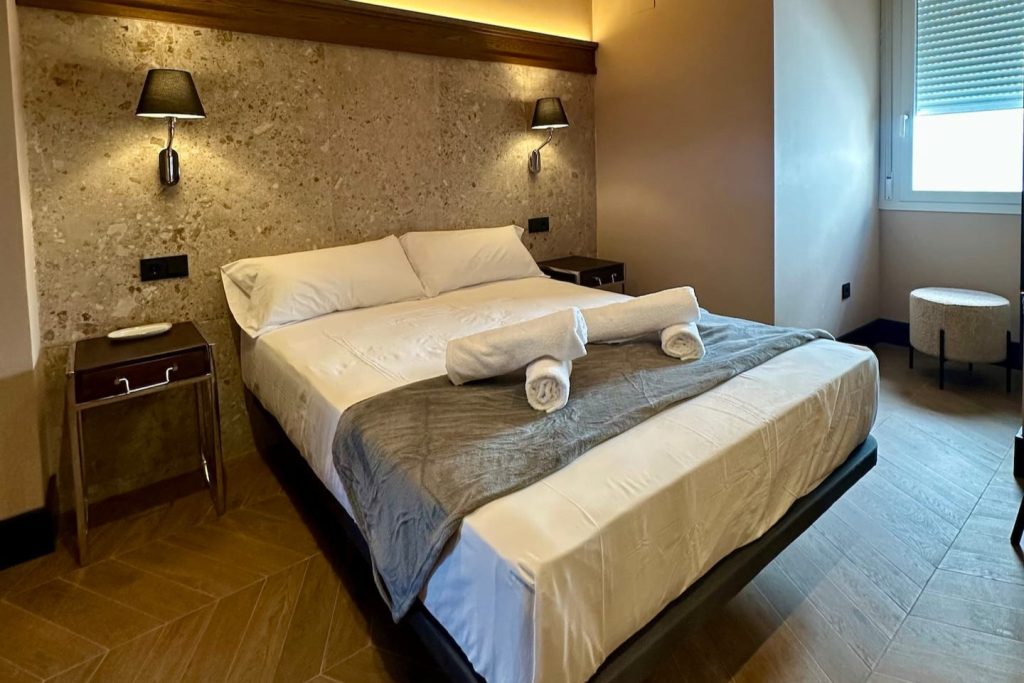 202c12bb 5d32 45e5 8729 8d2afb28310a 1